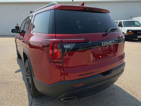 Used 2023 GMC Acadia SLE w/ Driver Convenience Package image 7