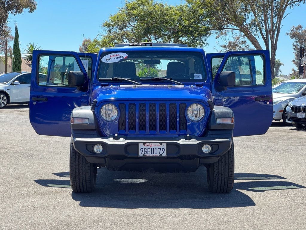 Used 2018 Jeep Wrangler Unlimited Sport S AWD/4WD image 28