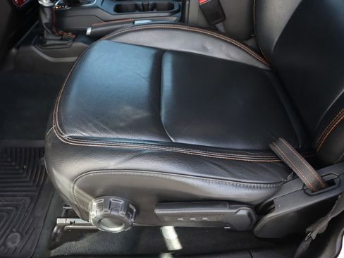 Used 2022 Jeep Gladiator Mojave image 21