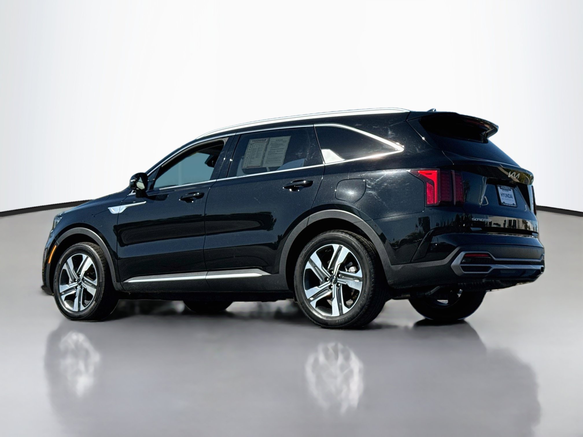 Used 2023 Kia Sorento EX AWD/4WD image 5
