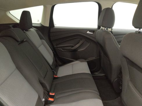 Used 2017 Ford Escape SE AWD/4WD image 19