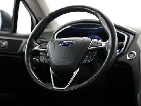 Used 2013 Ford Fusion Titanium w/ Titanium Driver Assist Pkg AWD/4WD image 11
