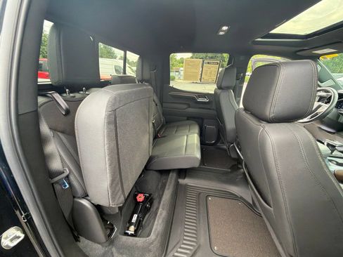 Used 2024 Chevrolet Silverado 1500 High Country w/ Midnight Edition AWD/4WD image 28
