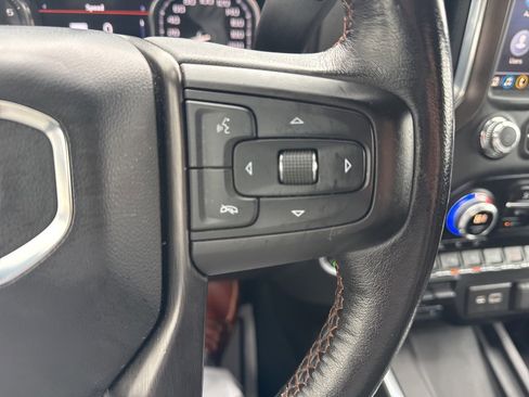 Certified 2020 GMC Sierra 1500 AT4 w/ Technology Package image 26