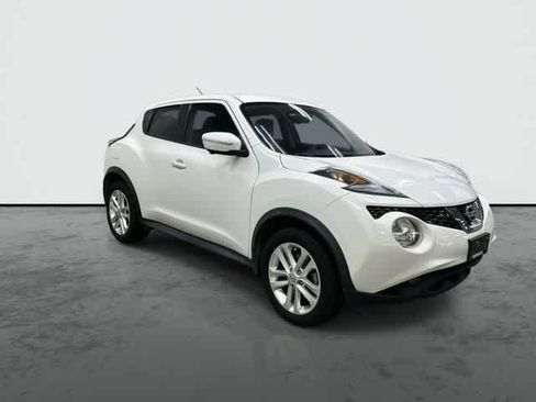 Used 2015 Nissan Juke SL FWD image 5