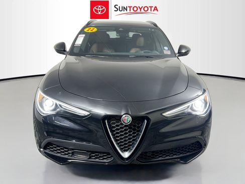 Used 2022 Alfa Romeo Stelvio Ti image 10