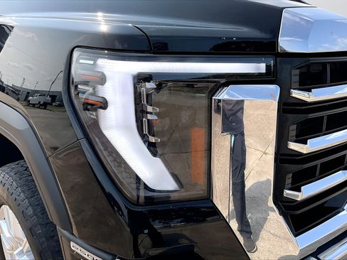 Used 2024 GMC Sierra 2500 SLT w/ Texas SLT Premium Package AWD/4WD image 33