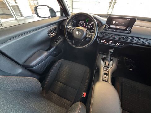 Used 2025 Honda HR-V Sport image 38