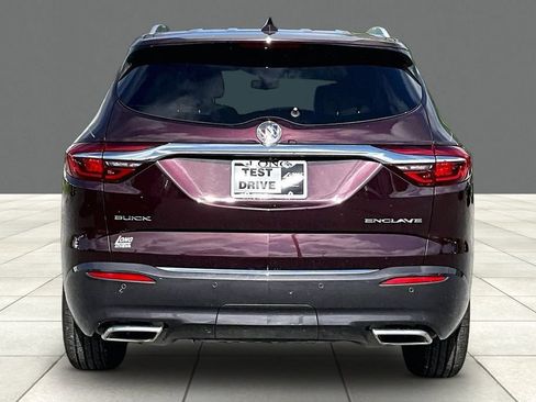 Certified 2018 Buick Enclave Essence w/ Trailering Package FWD image 4