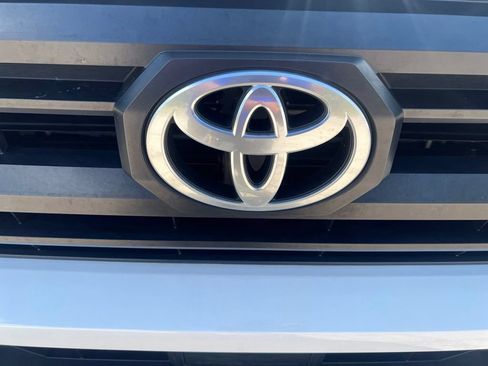 Used 2024 Toyota Tacoma SR RWD image 18