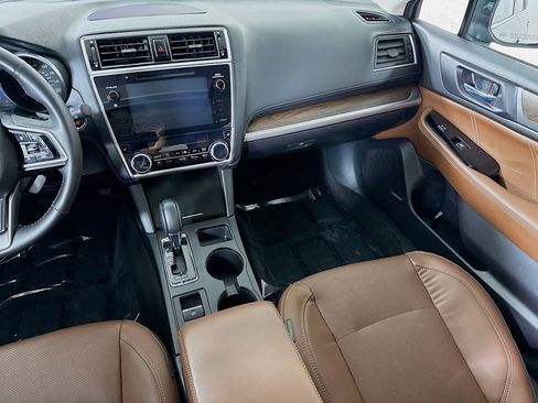 Used 2019 Subaru Outback 3.6R Touring AWD/4WD image 26