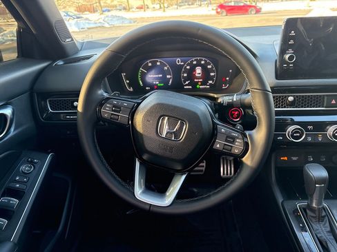 Used 2025 Honda Civic Sport image 14