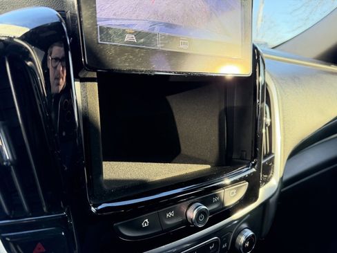 Certified 2022 Chevrolet Traverse LT image 30