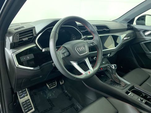 Certified 2025 Audi Q3 2.0T Premium Plus w/ Premium Plus Package image 7