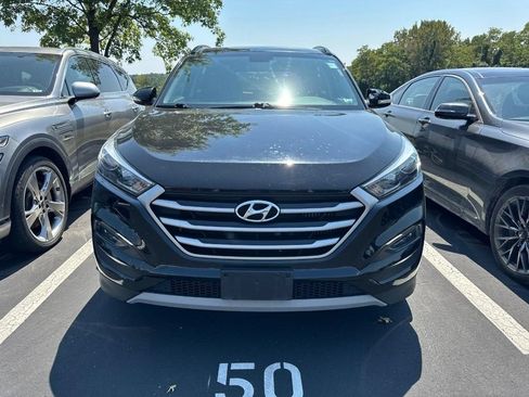 Used 2018 Hyundai Tucson Value FWD image 2