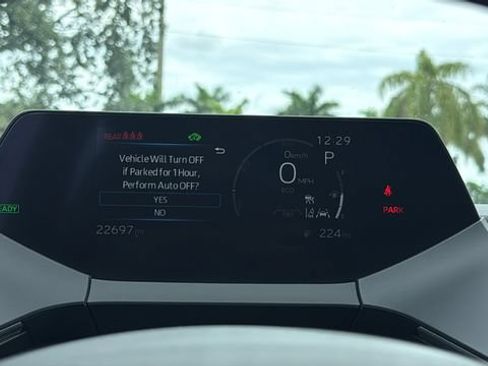 Used 2023 Toyota Prius LE FWD image 22