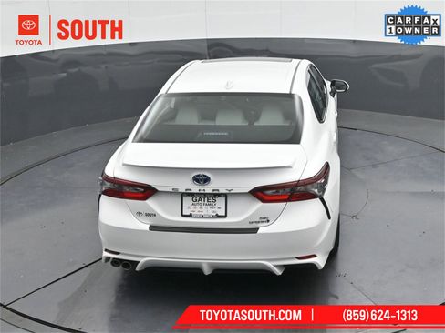Used 2023 Toyota Camry SE w/ Cold Weather Package image 49