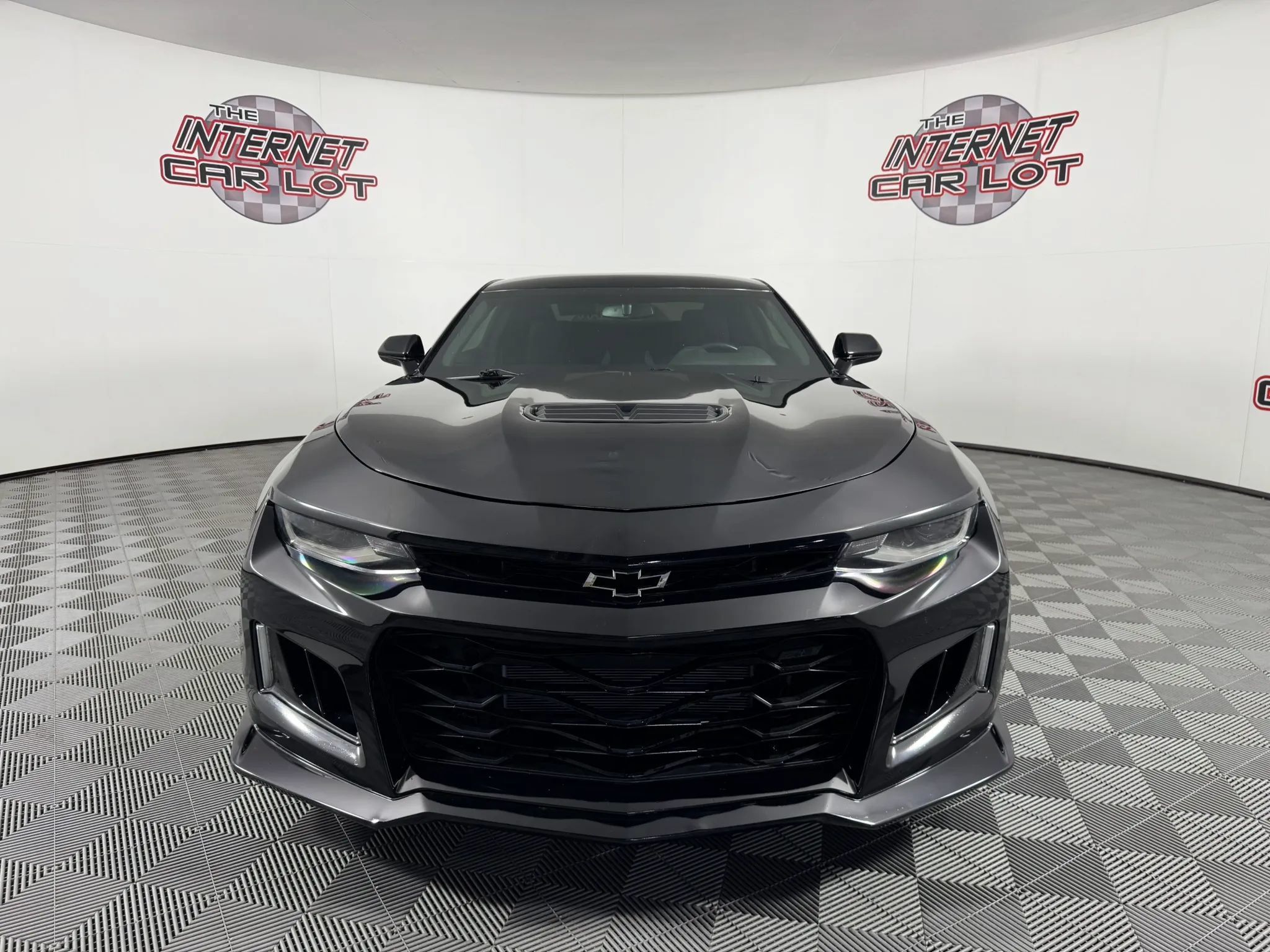 Used 2023 Chevrolet Camaro LT w/ RS Package RWD image 2