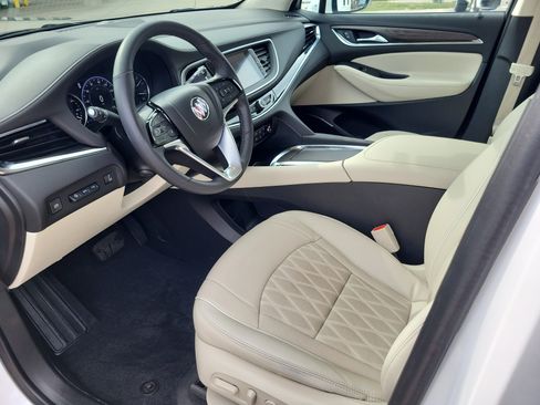 Used 2024 Buick Enclave Avenir w/ Avenir Technology Package image 14