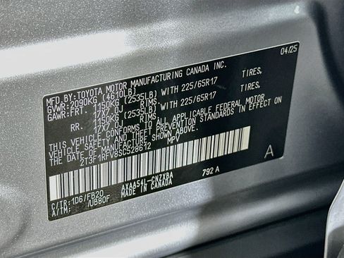 Used 2025 Toyota RAV4 LE AWD/4WD image 12