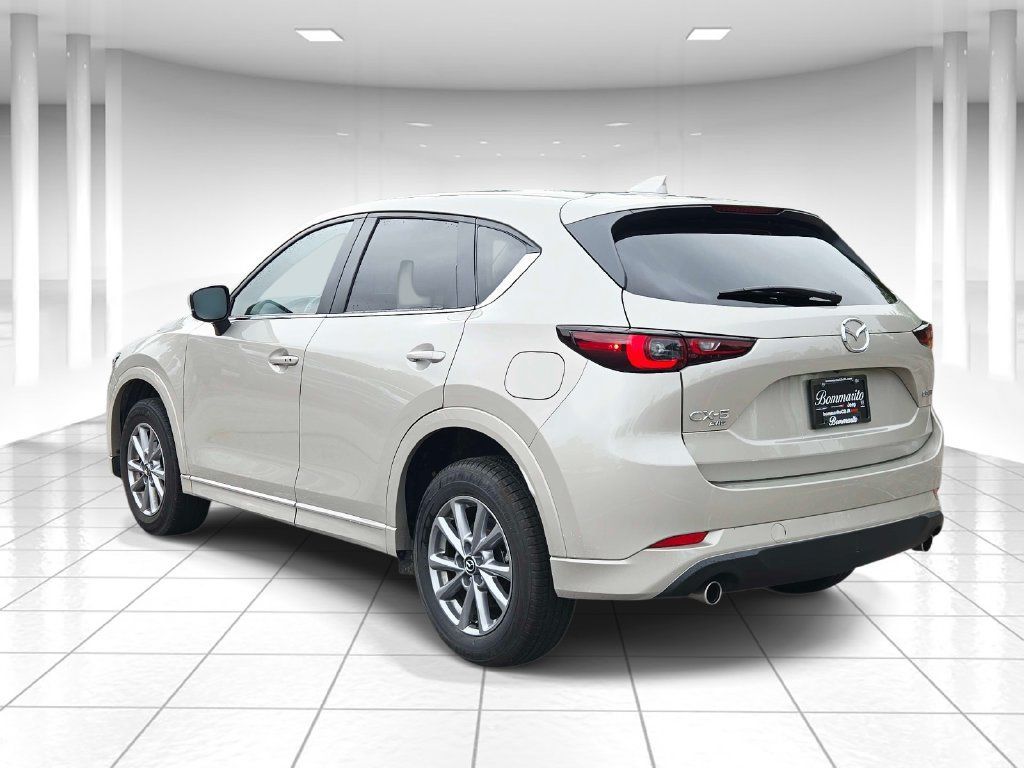 Used 2025 MAZDA CX-5 AWD 2.5 S w/ Preferred Package image 5
