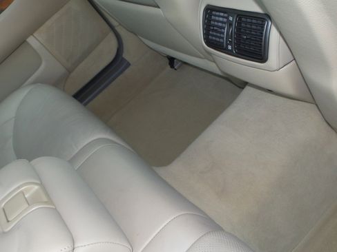 Used 2004 Lexus LS 430 image 97