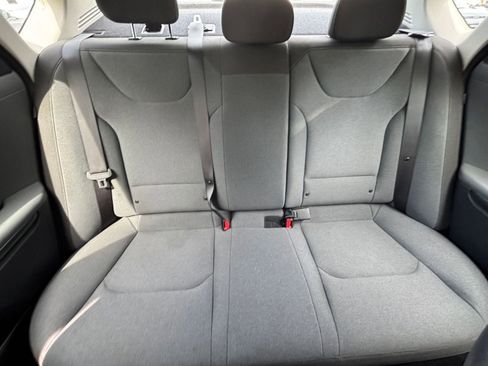 Used 2025 Kia K4 FWD image 37