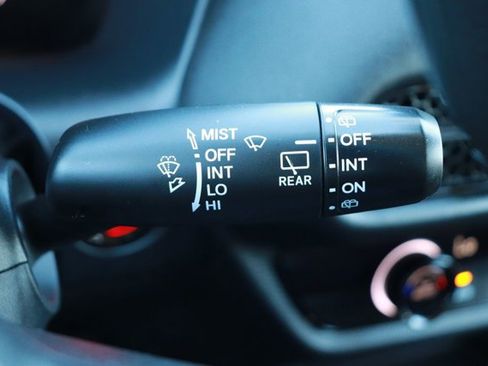 Used 2024 Honda HR-V LX image 22