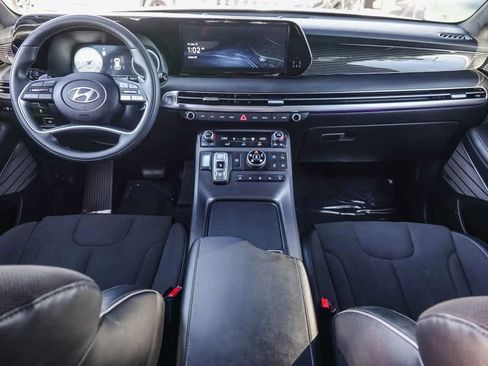 Used 2024 Hyundai Palisade Calligraphy image 6