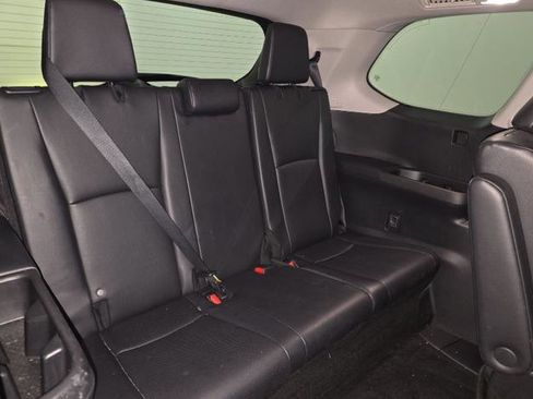 Used 2024 Toyota Grand Highlander XLE image 11