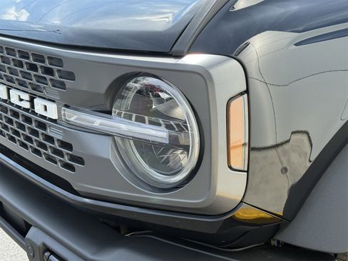 New 2026 Ford Bronco Badlands image 6