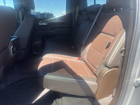 Used 2025 GMC Sierra 1500 Denali AWD/4WD image 14