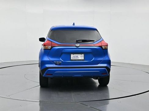Used 2024 Nissan Kicks S FWD image 8