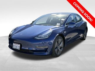 Used 2019 Tesla Model 3 Standard Range Plus video 1