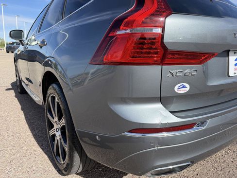 Used 2018 Volvo XC60 T6 Inscription w/ Luxury Seat Package AWD/4WD image 13
