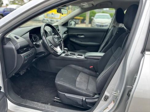 Used 2021 Nissan Sentra SV FWD image 12
