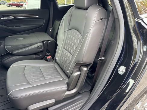 Used 2023 Buick Enclave Avenir w/ Avenir Technology Package image 16