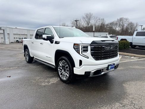 Used 2025 GMC Sierra 1500 Denali Ultimate AWD/4WD image 8