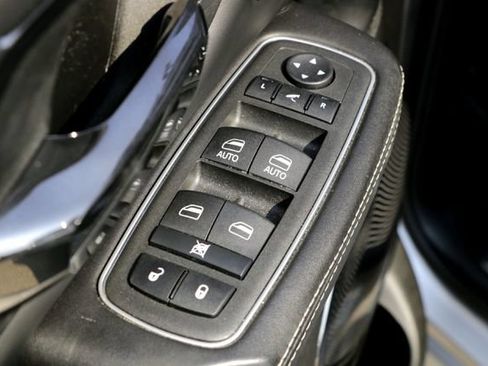 Used 2022 RAM 1500 Limited AWD/4WD image 22