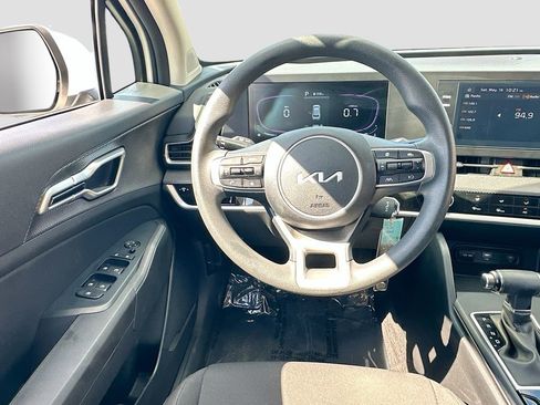 Certified 2025 Kia Sportage LX FWD image 20