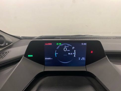 Used 2024 Toyota Prius Prime Premium w/ Advanced Technology Package FWD image 9