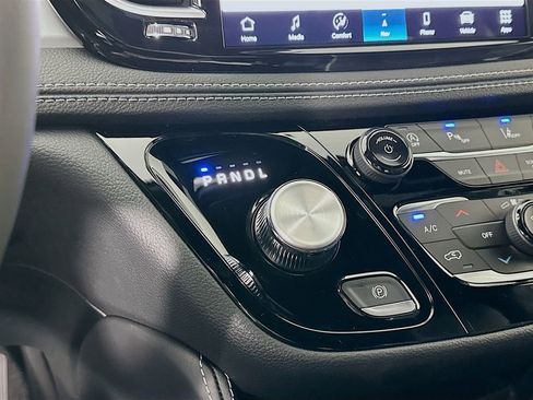 New 2026 Chrysler Pacifica Limited w/ S Appearance Package FWD image 22