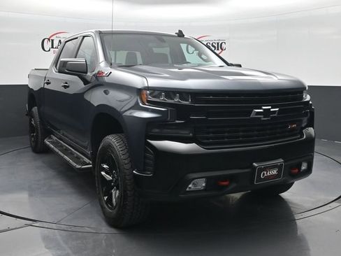 Used 2020 Chevrolet Silverado 1500 LT Trail Boss image 5