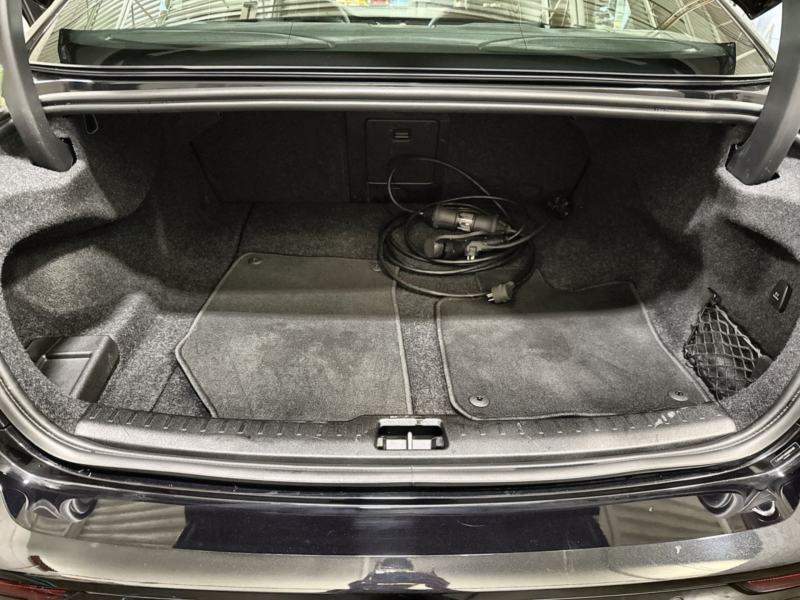Used 2024 Volvo S60 T8 Plus AWD/4WD image 25