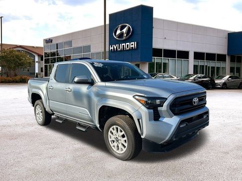 Used 2024 Toyota Tacoma SR5 image 7