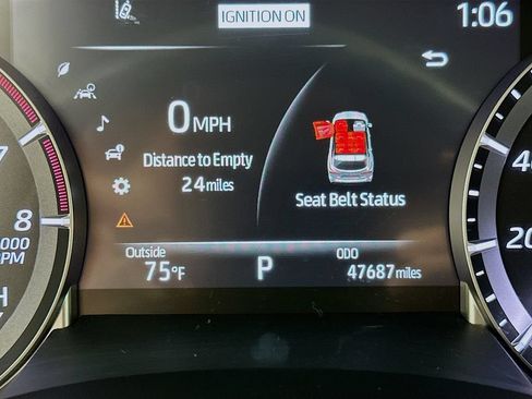 Used 2023 Toyota Highlander L AWD/4WD image 27