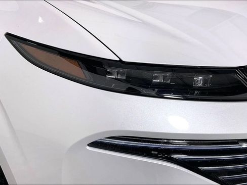 Certified 2025 Nissan Murano SL image 40