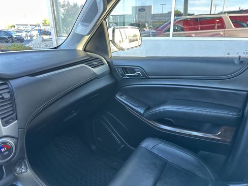 Used 2019 Chevrolet Tahoe LT AWD/4WD image 41