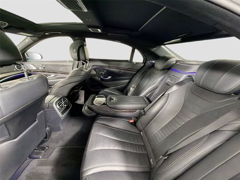 Used 2015 Mercedes-Benz S 550 Sedan image 27