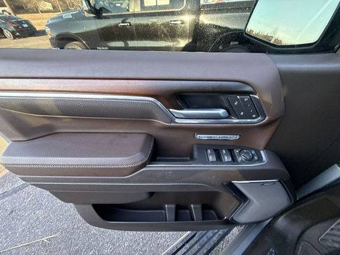 Certified 2025 GMC Sierra 1500 Denali w/ Denali Reserve Package image 29